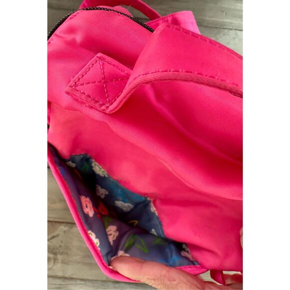 LUG ALPINE CROSSBODY BAG HOT PINK MAGENTA - Picture 4 of 7